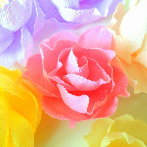 Бумажный цветок "Маленький пион" (цвет любой, на выбор)